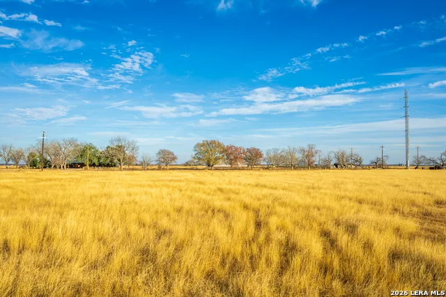 3830 County Road 541 Hondo, TX 78861