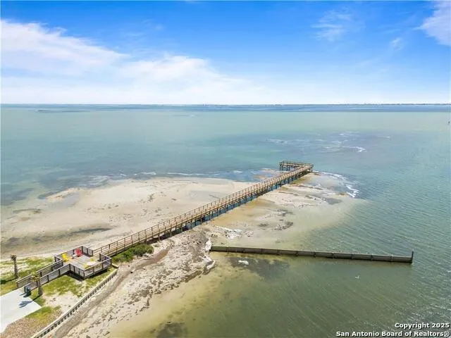 101 Caribbean Dr Unit 6 Corpus Christi, TX 78418