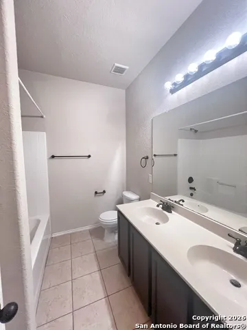565-569 Creekside Circle Unit 569 New Braunfels, TX 78130