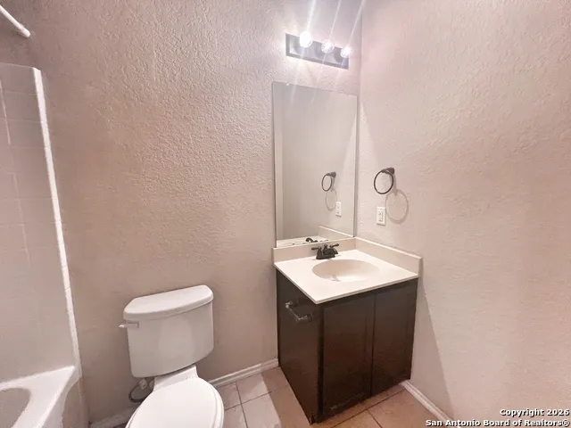 565-569 Creekside Circle Unit 569 New Braunfels, TX 78130