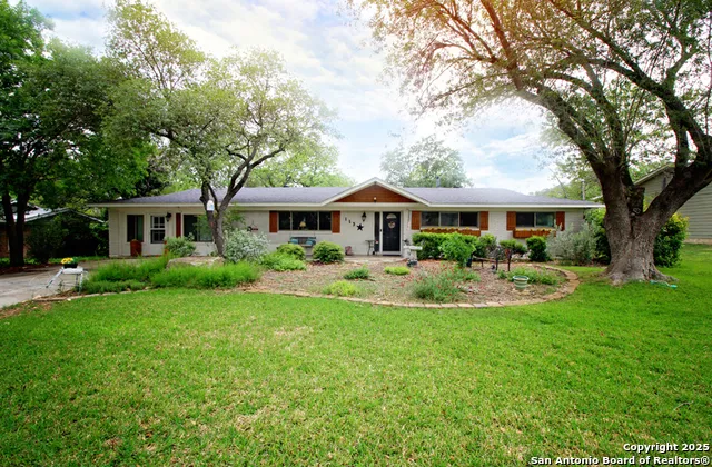 113 ADOBE DR Castle Hills, TX 78213