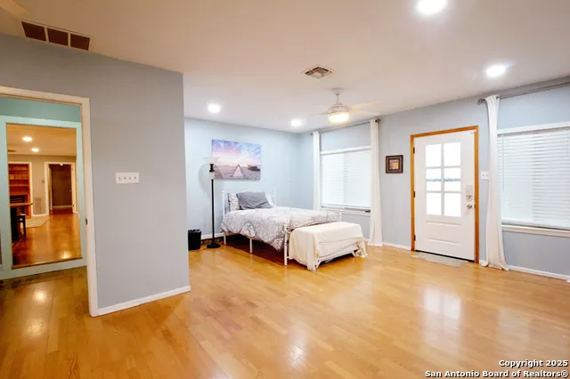 113 ADOBE DR Castle Hills, TX 78213