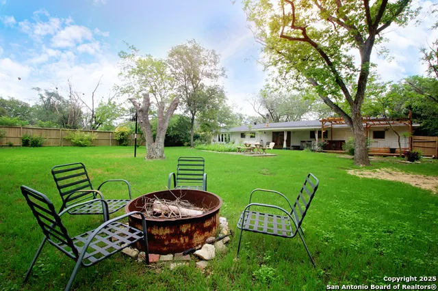 113 ADOBE DR Castle Hills, TX 78213