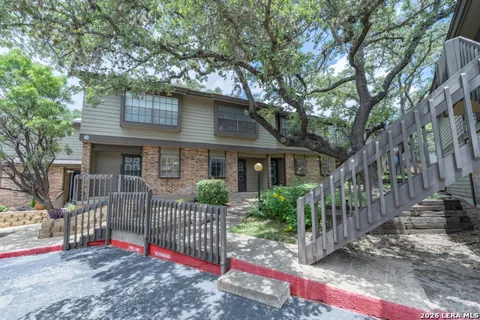 11815 Vance Jackson Unit 2404