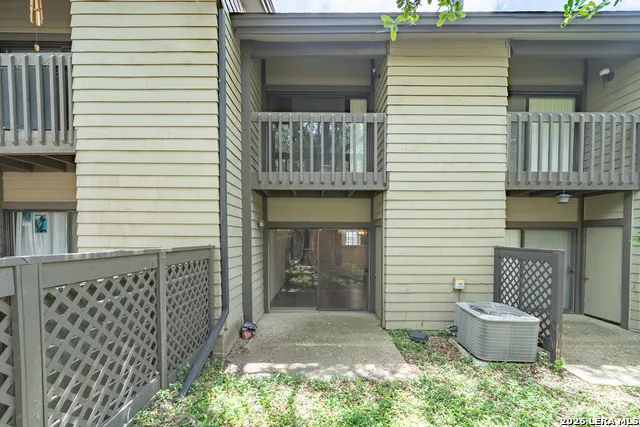 11815 Vance Jackson Unit 2404 San Antonio, TX 78230