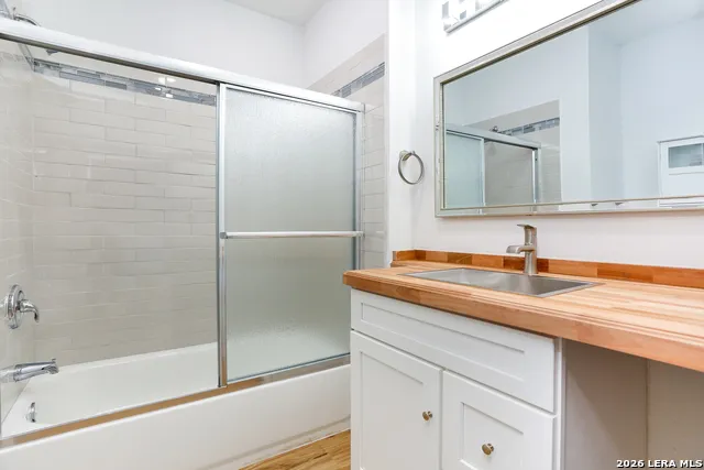 8611 Key Windy Way Unit 2 Converse, TX 78109