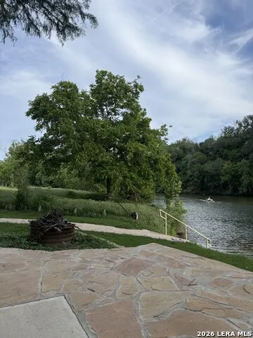 1271 E Common St New Braunfels, TX 78130