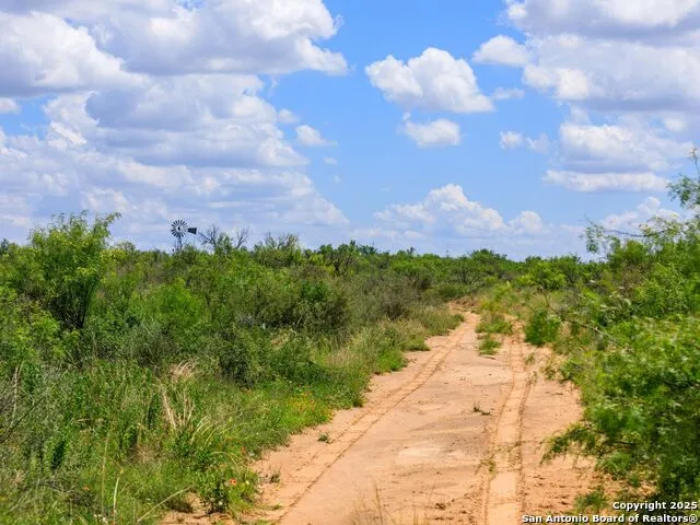 200-236 FM 3252 Carrizo Springs, TX 78836