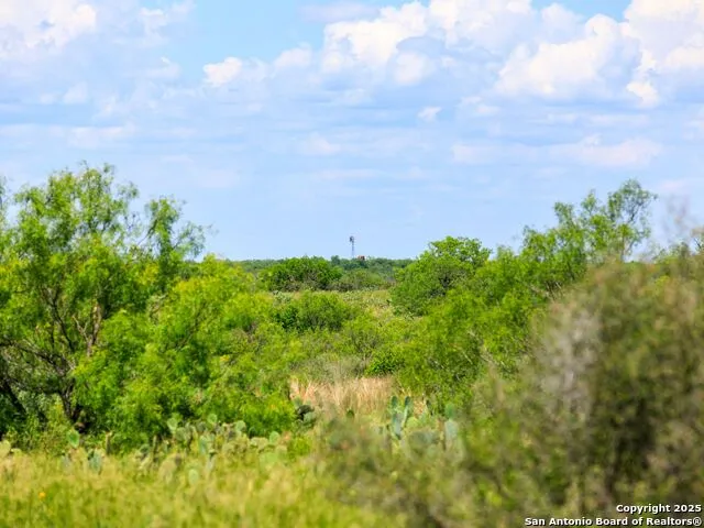 200-236 FM 3252 Carrizo Springs, TX 78836