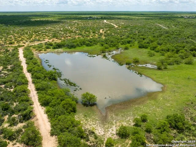 200-236 FM 3252 Carrizo Springs, TX 78836