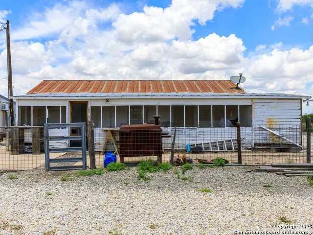 200-236 FM 3252 Carrizo Springs, TX 78836