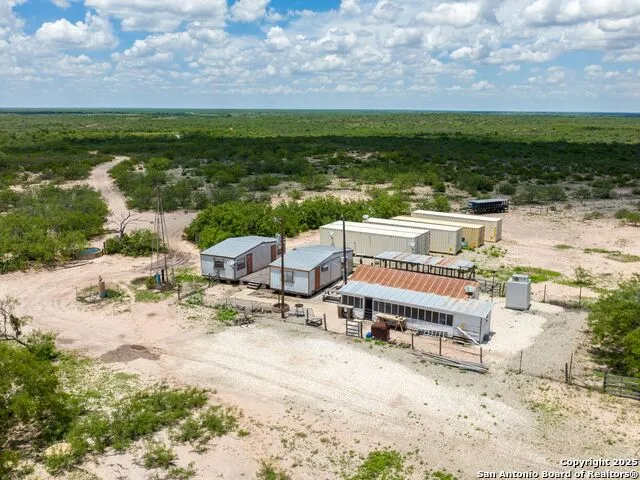 200-236 FM 3252 Carrizo Springs, TX 78836