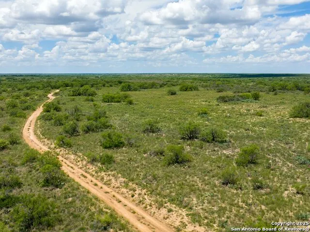 200-236 FM 3252 Carrizo Springs, TX 78836