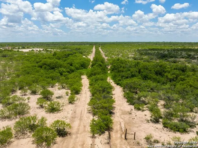 200-236 FM 3252 Carrizo Springs, TX 78836