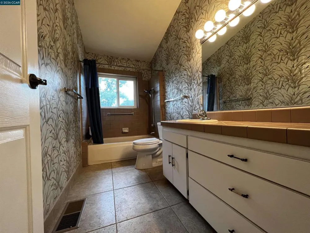 14630 Saints Croy RD Red Bluff, CA 96080