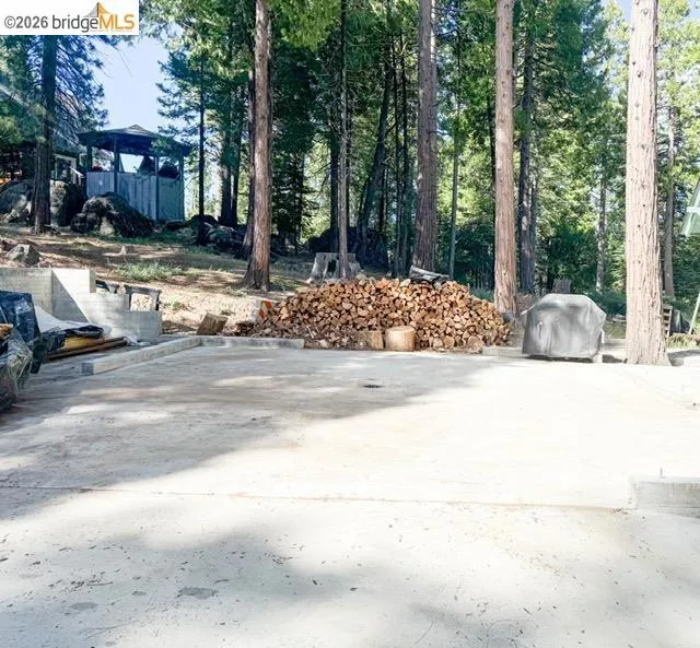 29600 Lassen Dr Long Barn, CA 95335
