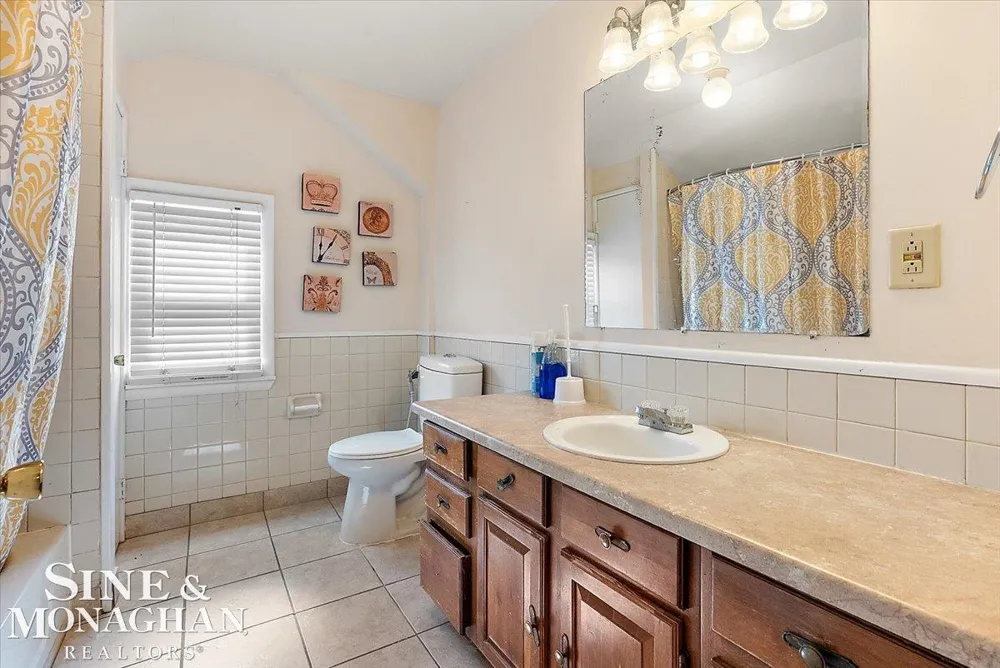 20602 Powers Street Dearborn Heights City, MI 48125