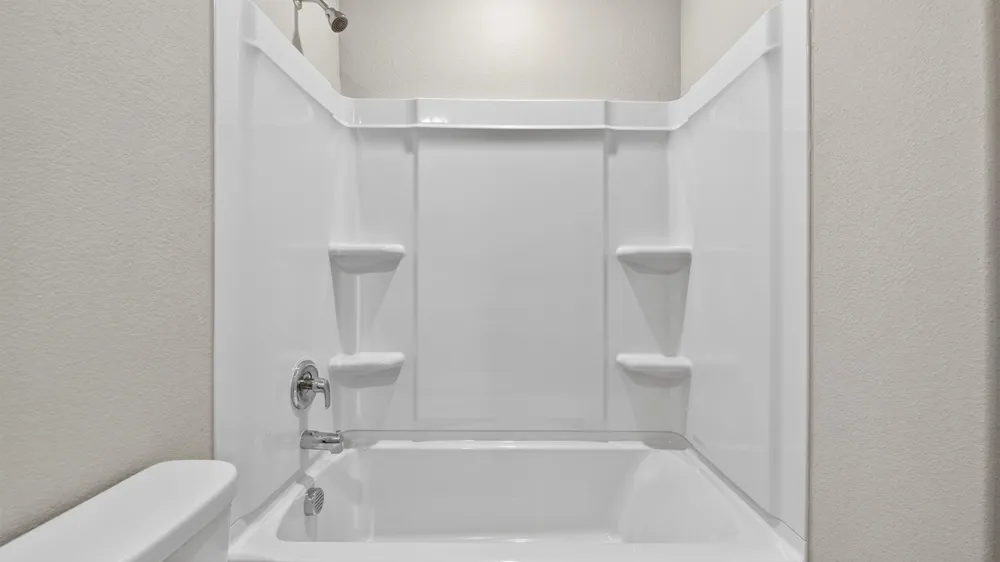 814 KING'S WAY Hillsboro, TX 76645