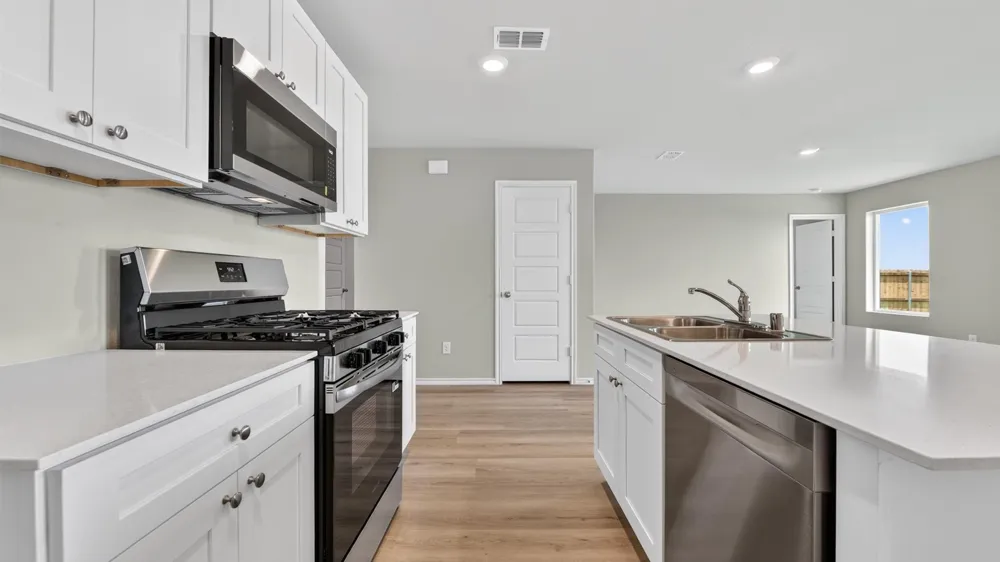 814 KING'S WAY Hillsboro, TX 76645