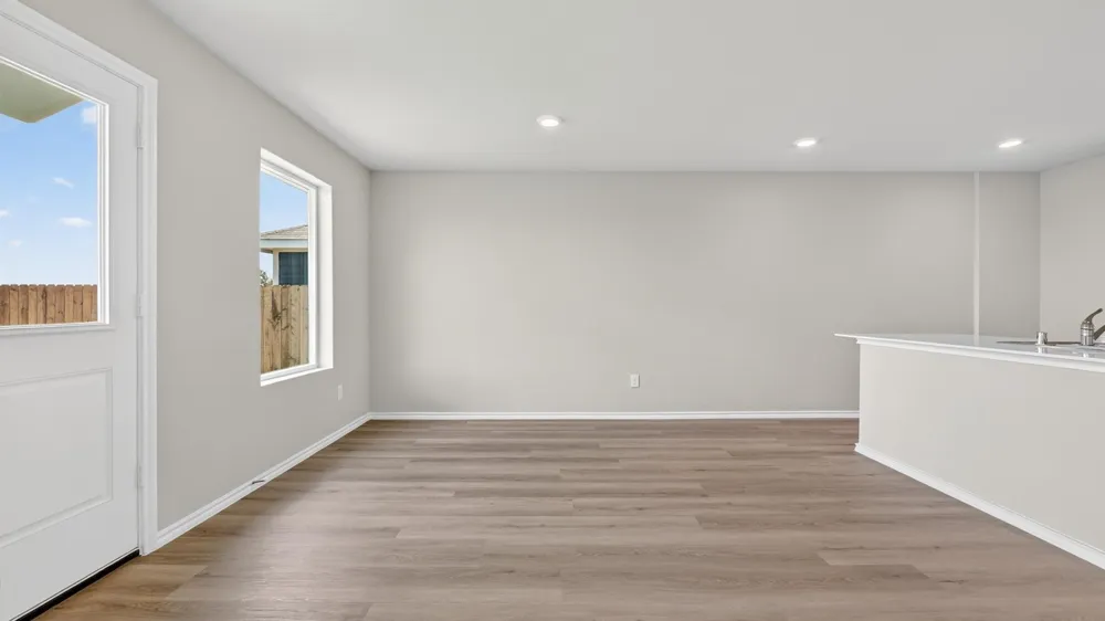 814 KING'S WAY Hillsboro, TX 76645