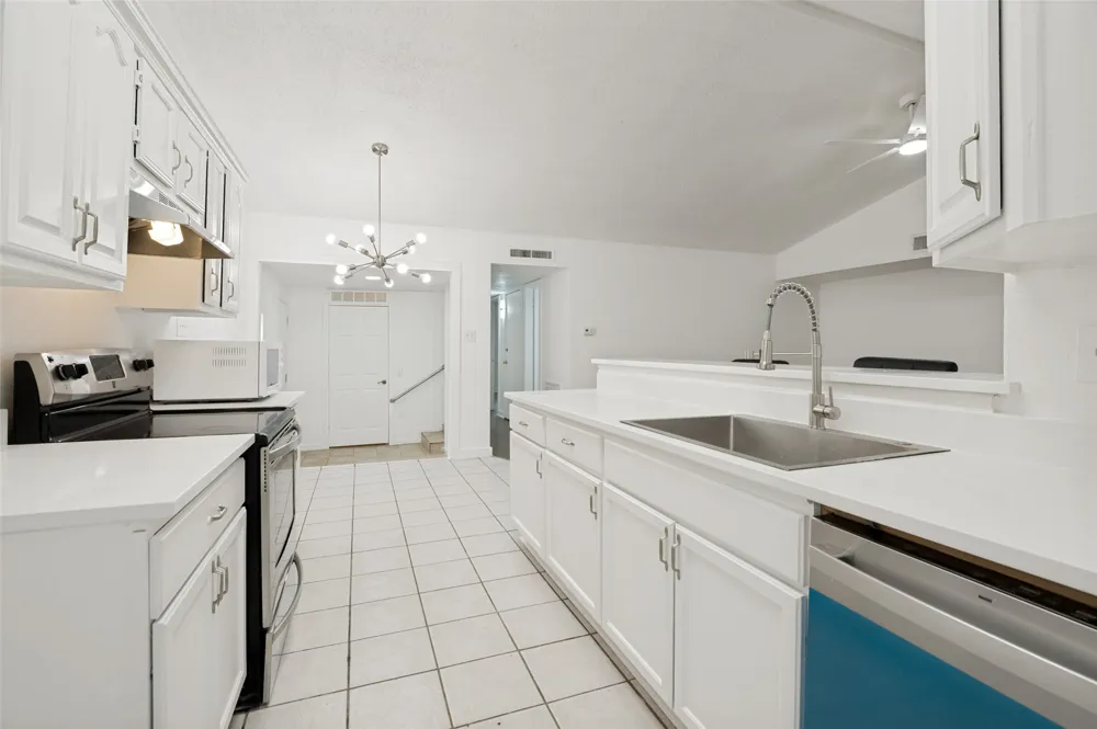 6028 Mcafee Drive The Colony, TX 75056
