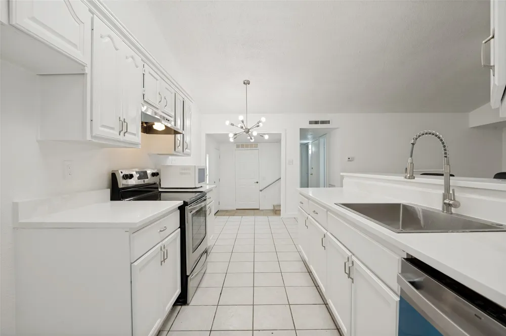 6028 Mcafee Drive The Colony, TX 75056