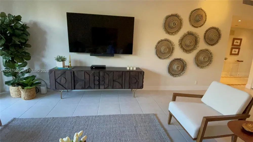 151 Crandon Blvd #236 Key Biscayne, FL 33149