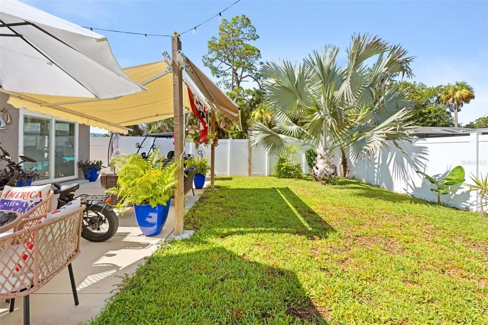 5041 MAPLEWOOD Hernando Beach, FL 34607