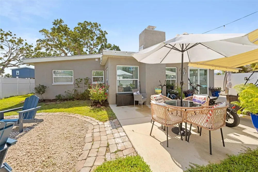 5041 MAPLEWOOD Hernando Beach, FL 34607