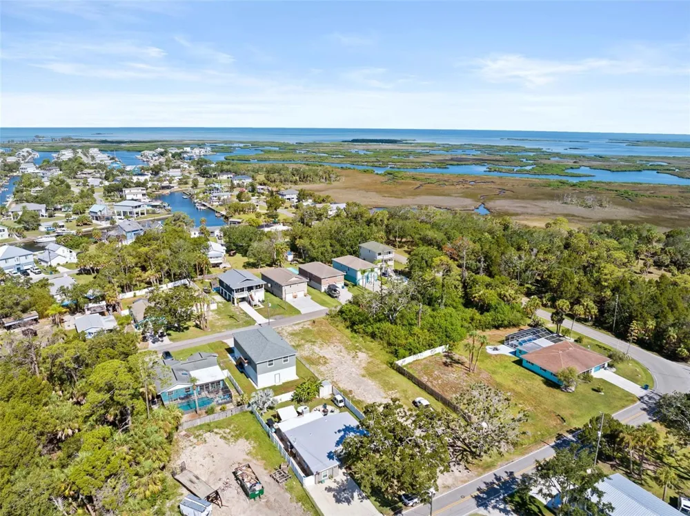 5041 MAPLEWOOD Hernando Beach, FL 34607