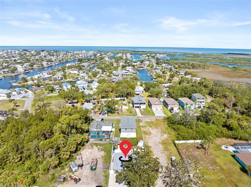 5041 MAPLEWOOD Hernando Beach, FL 34607