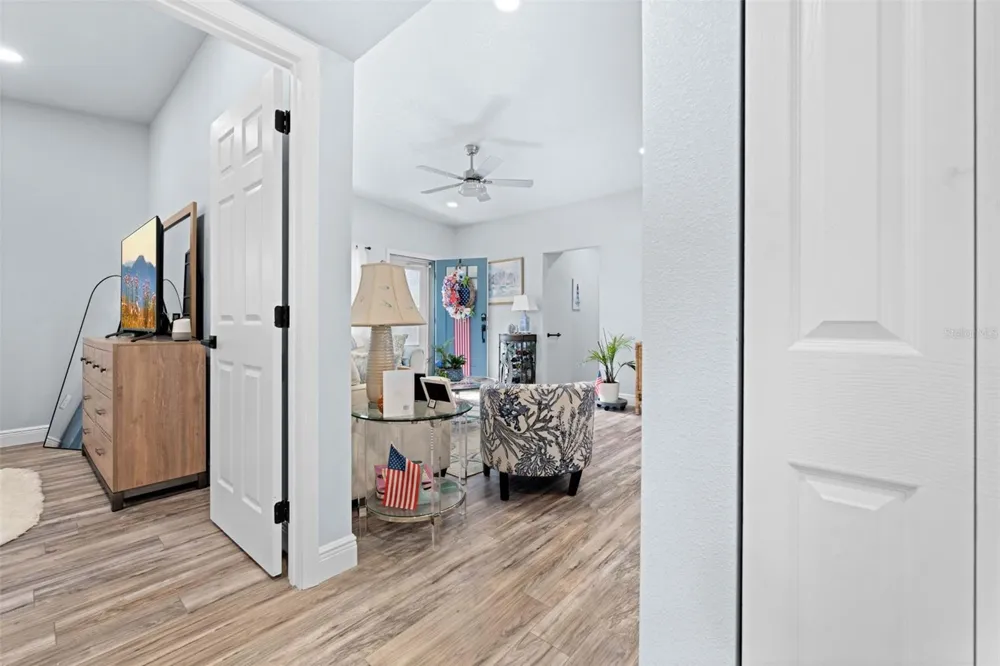 5041 MAPLEWOOD Hernando Beach, FL 34607