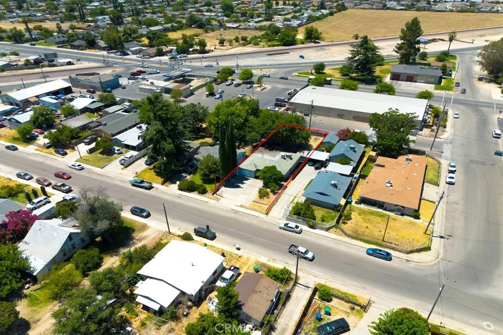 6807 Cottage Winton, CA 95388