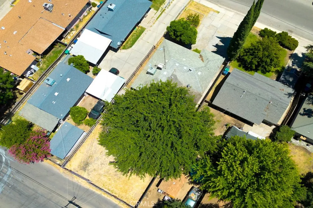 6807 Cottage Winton, CA 95388