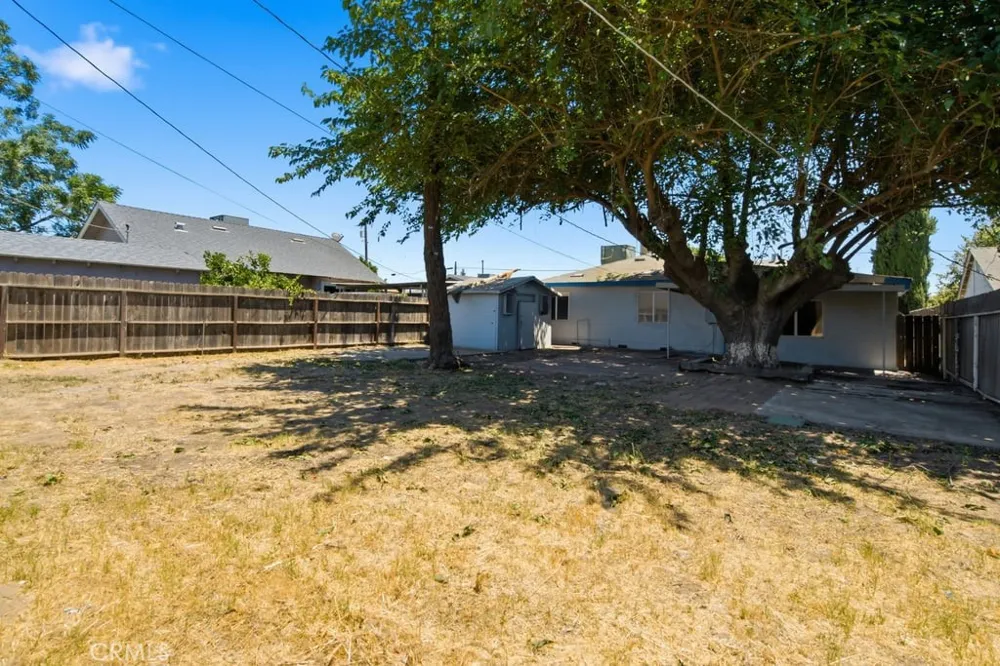 6807 Cottage Winton, CA 95388
