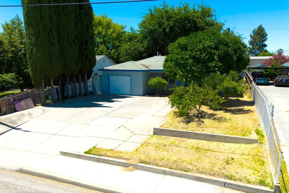 6807 Cottage Winton, CA 95388