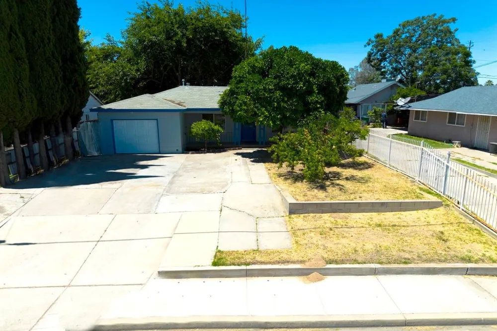 6807 Cottage Winton, CA 95388