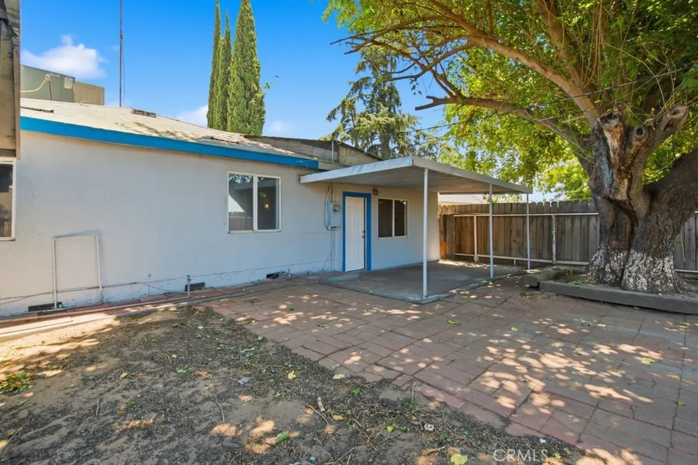 6807 Cottage Winton, CA 95388