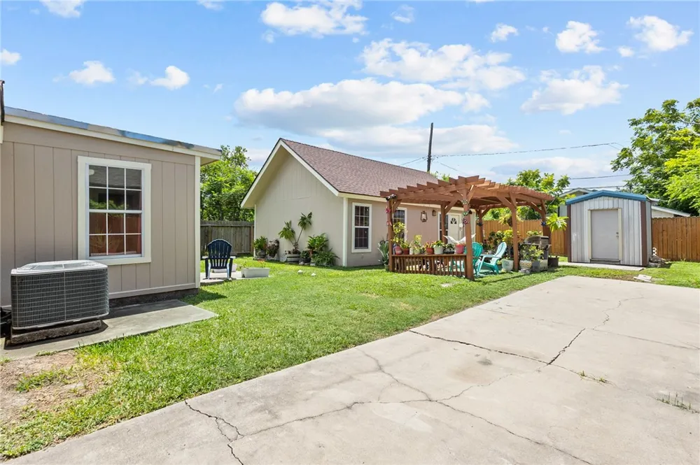 628 Southern Street Corpus Christi, TX 78404