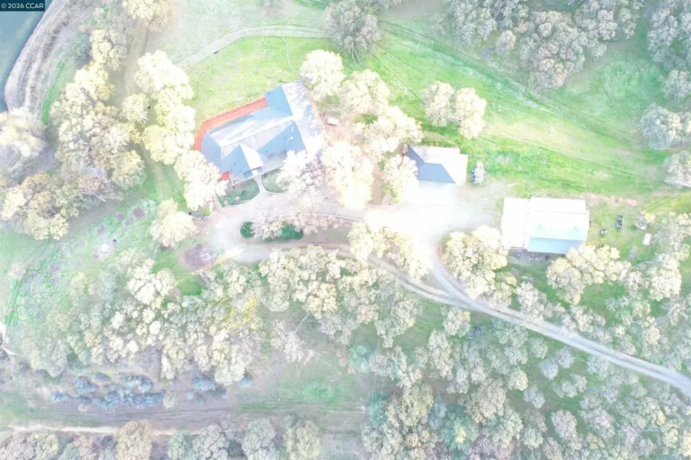 14630 Saint Croy Rd Red Bluff, CA 96080