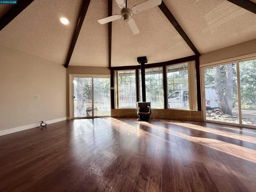 14630 Saint Croy Rd Red Bluff, CA 96080