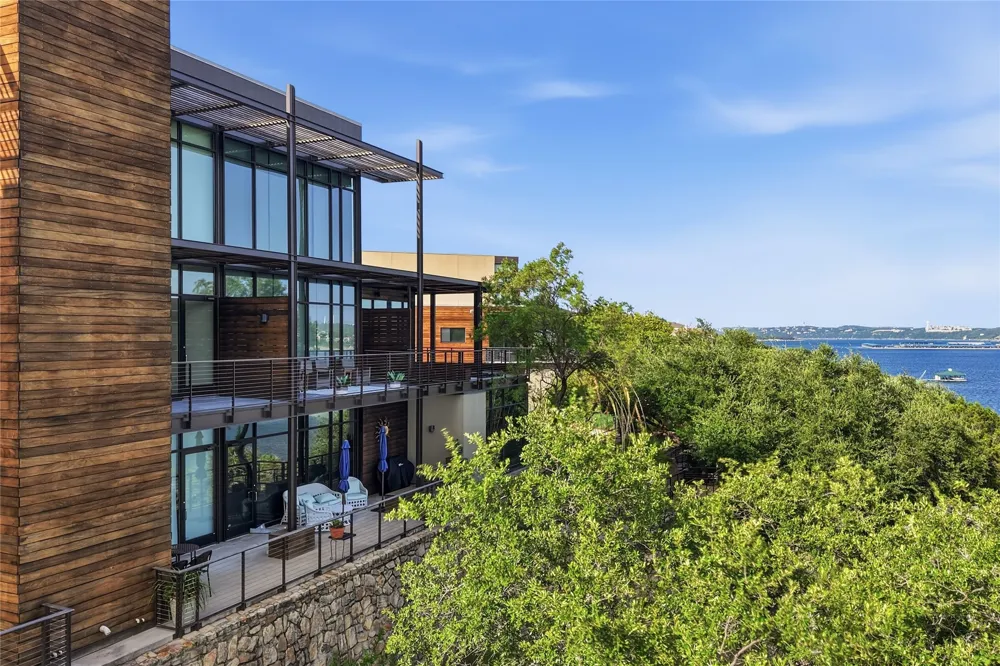 1101 Ivean Pearson Road #E203 Lago Vista, TX 78645