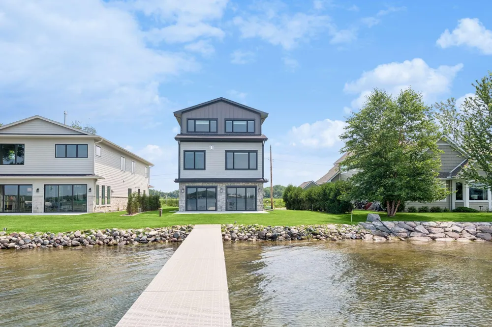 3800 Enchanted Lane Minnetrista, MN 55364