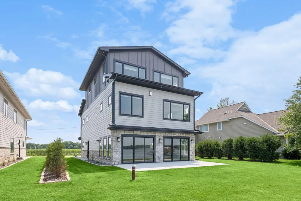 3800 Enchanted Lane Minnetrista, MN 55364