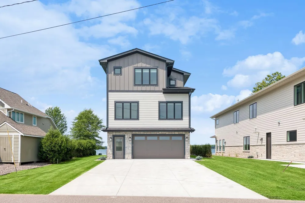3800 Enchanted Lane Minnetrista, MN 55364