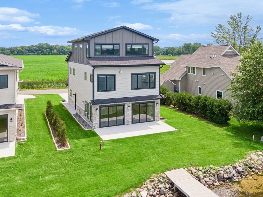 3800 Enchanted Lane Minnetrista, MN 55364