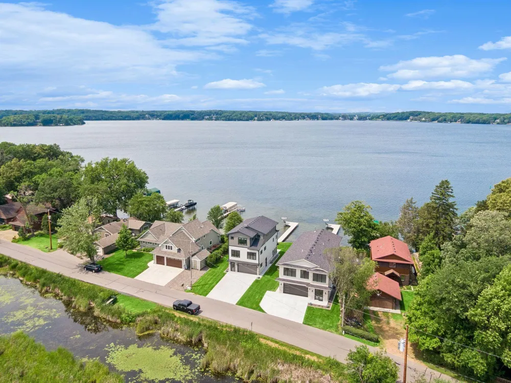 3800 Enchanted Lane Minnetrista, MN 55364