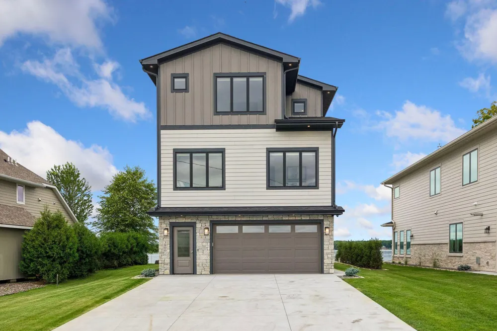 3800 Enchanted Lane Minnetrista, MN 55364
