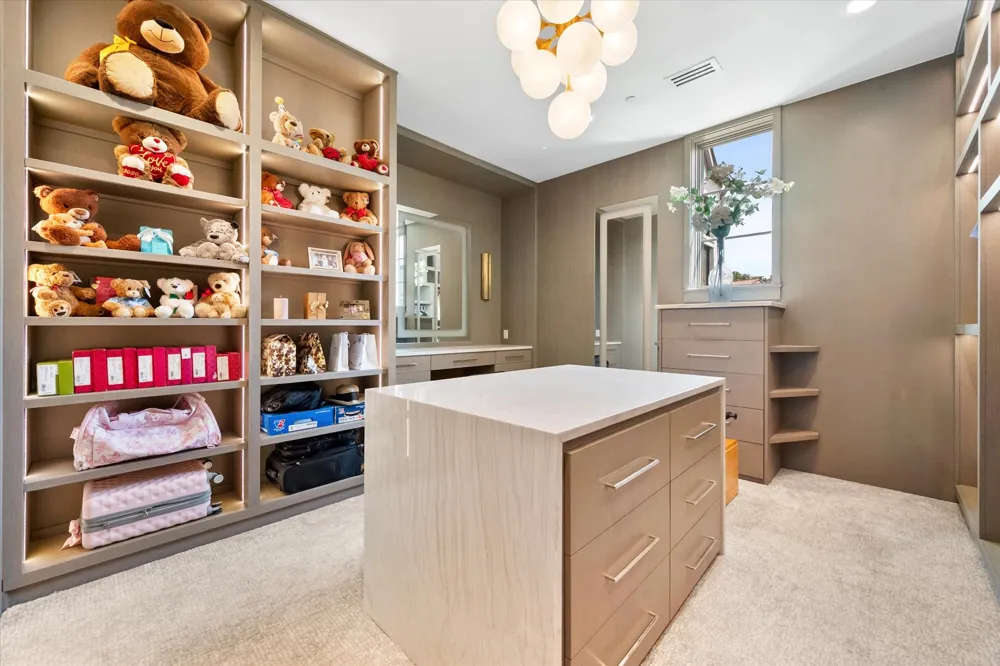 1905 Meadow View Court Westlake, TX 76262