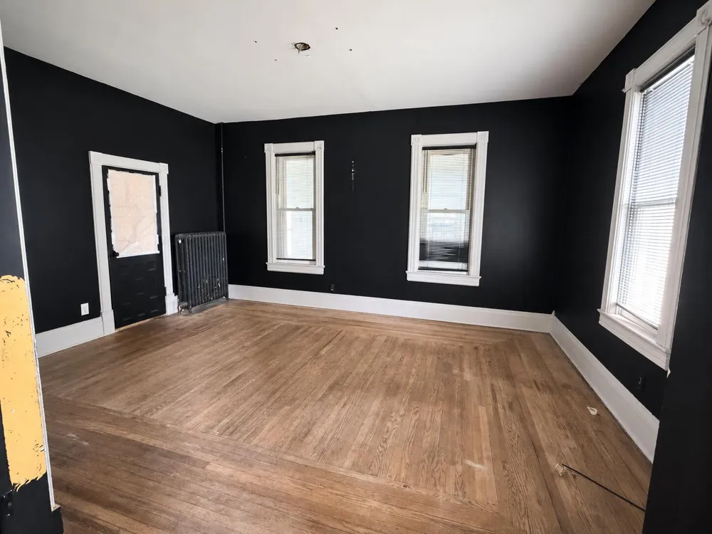 19224 Craig Street New Boston, MI 48164